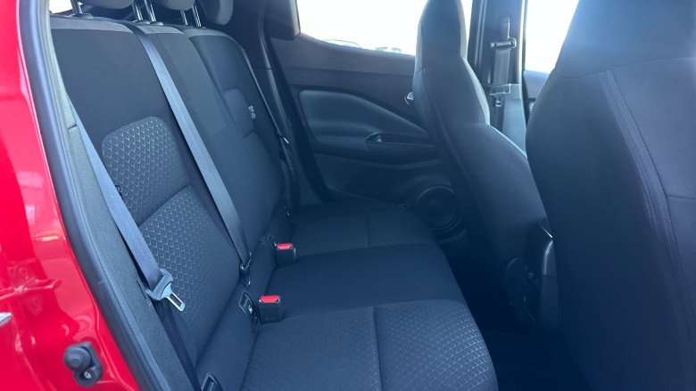 Nissan Juke 1.0 DiG-T 114 N-Connecta 5dr Petrol Hatchback